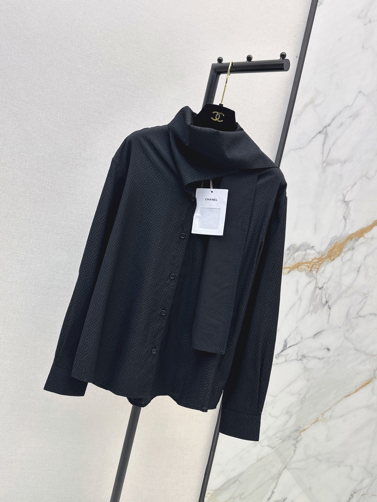 26FW New "Coco Girl" Style: Jacquard Silk Shirt 🖤