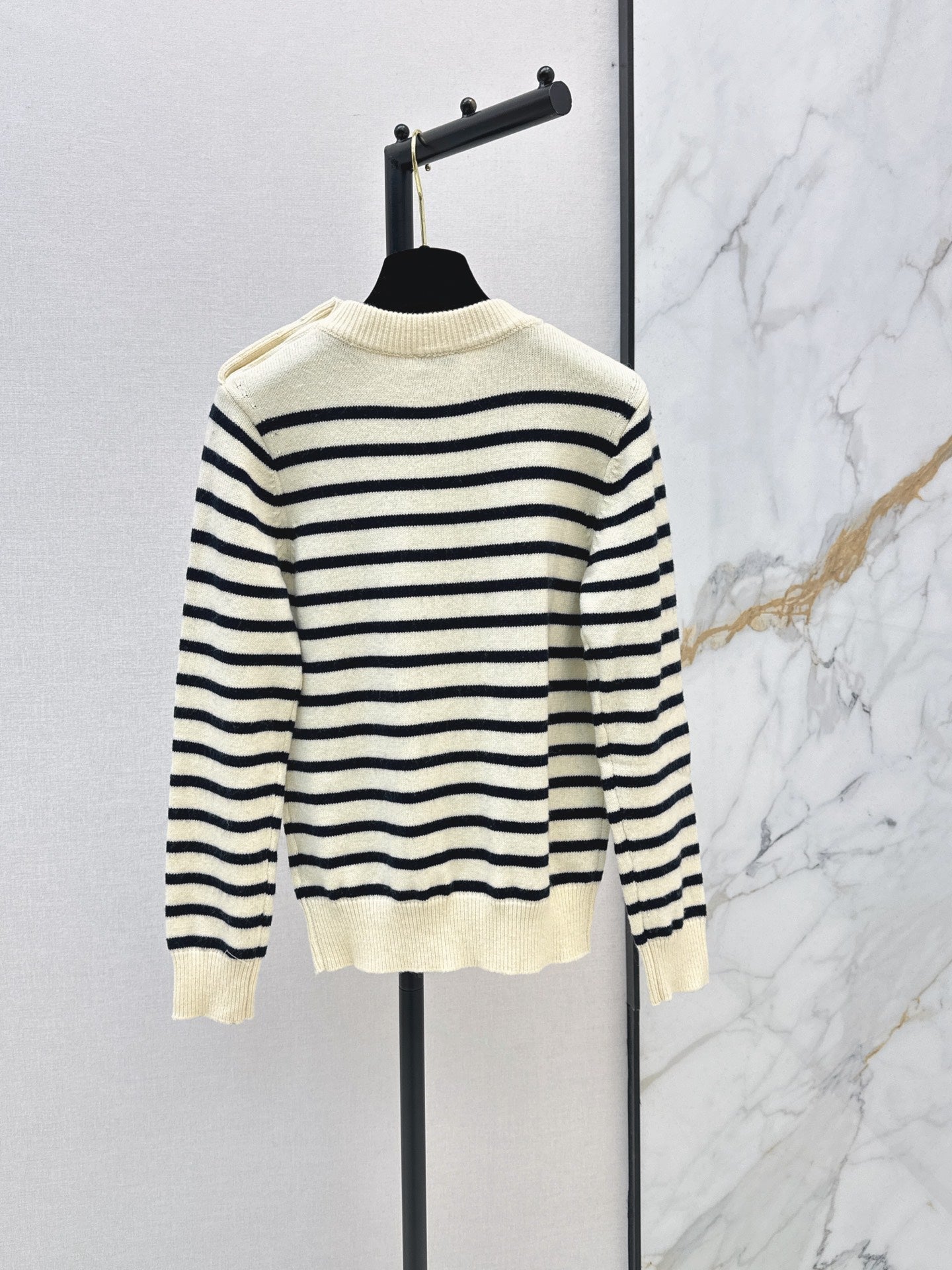 26FW New Métiers d'Art Collection Striped Knit Top 🖤