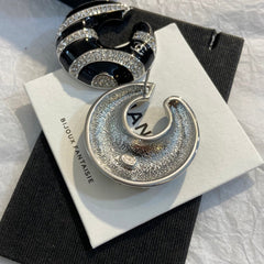 ❤️‍🔥Limited edition❤️‍🔥26FW New Limited-Edition Zebra-Print Double-C Stud Earrings